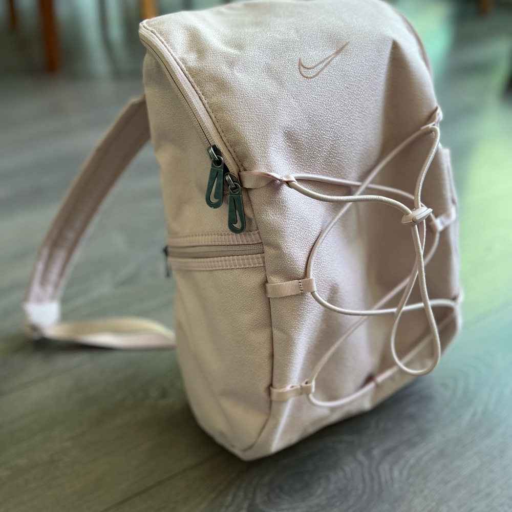 Nike ONE women’s training backpack